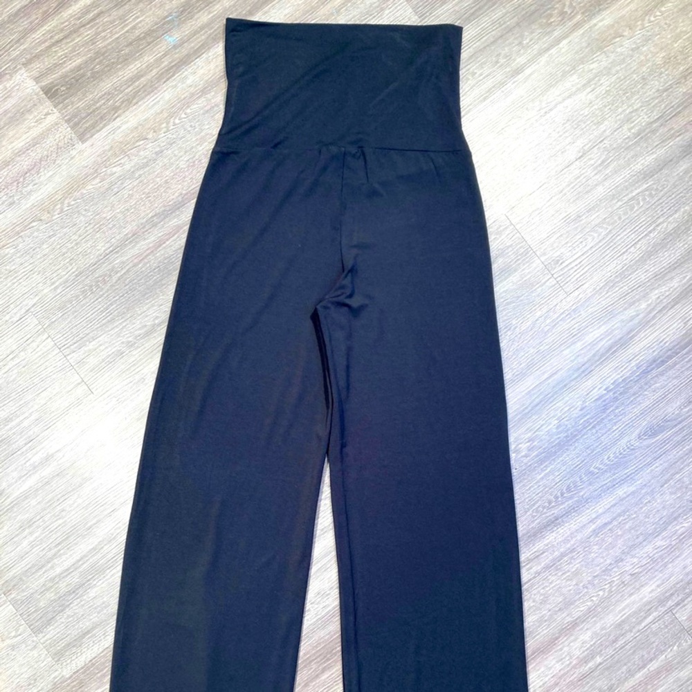 PORSCHE Design Driver's
Selection wide leg Yoga pants
Sz Small Long